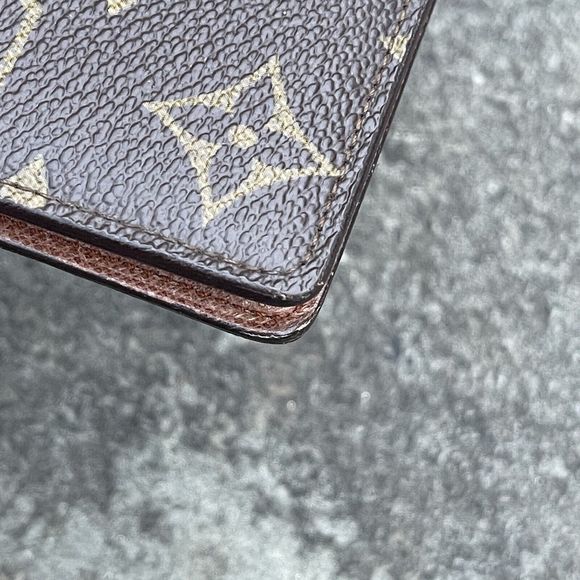 Louis Vuitton Vintage Monogram Bifold Wallet - Picture 5 of 12